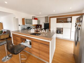 Maison à vendre 10 pièces 220 m²
