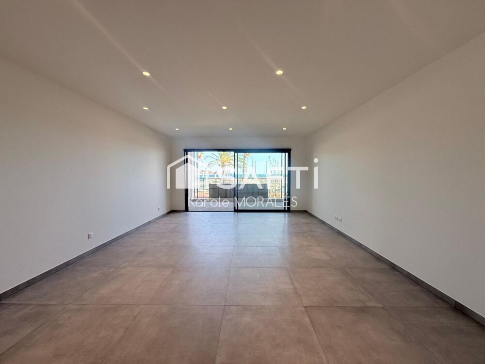 BANYULS-SUR-MER, SPLENDIDE T4,AVEC VUE, TERRASSE, GARAGE ET PARKING, RESIDENCE DE STANDING