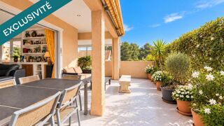 Vente Appartement SAINT-RAPHAËL – VILLA SUR LE TOIT AVEC GRANDE TERRASSE Saint-raphael