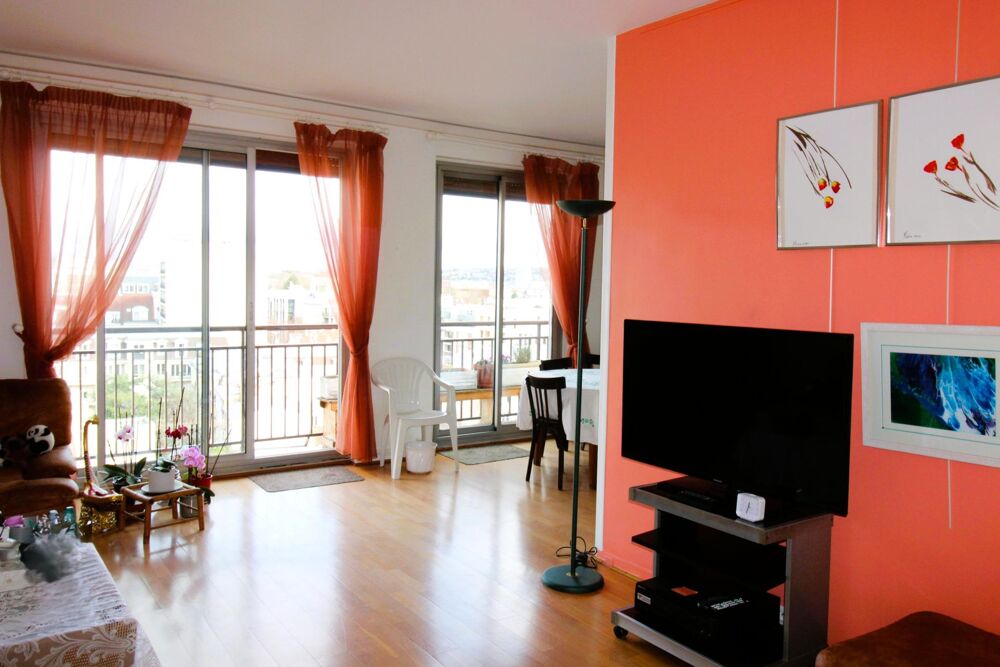 Appartement climatisé - Centre-ville - proximité immédiate des commerces - RER B
