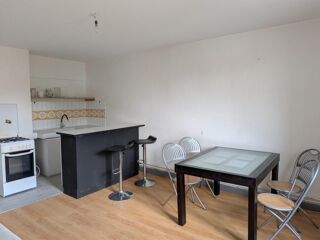  Appartement à louer 2 pièces 44 m²