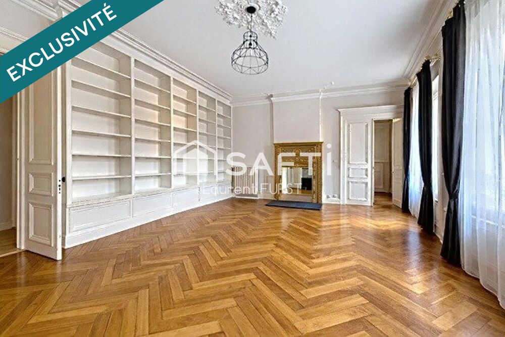 Appartement Ancien avec plafonds et parquets