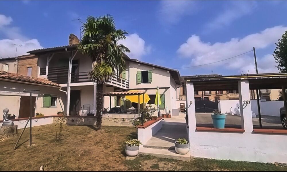 Maison familiale entièrement rénovée à Beaumont-de-Lomagne