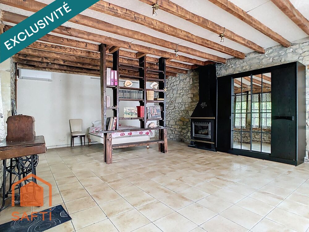 Maison avec atelier spacieux.