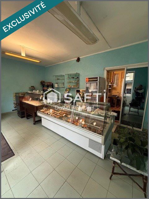 RESTAURANT LEVALLOIS SURFACE 50 M2 AVEC EXTRACTION DE 300 UNE CAVE DE 40 M2 UN LOGEMENT DE 38 M2 LOYER 1960€HT 95000 92300 Levallois-perret
