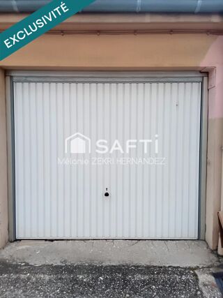  Parking / Garage à vendre 13 m²