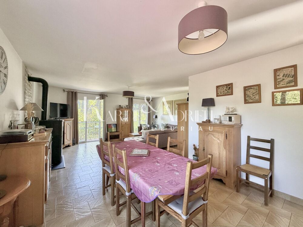 Vente Maison Pavillon 6 chambres, garage, carport et jardin Fontenay-le-comte