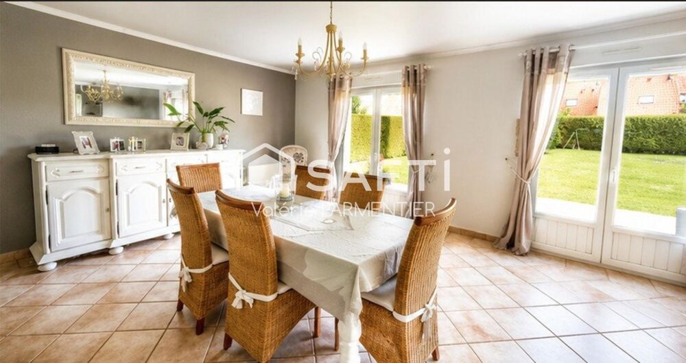 Vente Maison Maison familiale de 160 m2, 4 chambres , jardin clos et garage Verton