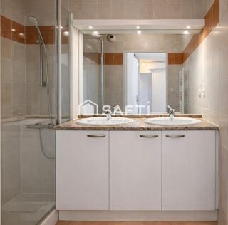  Appartement � vendre 4 pi�ces 84 m�