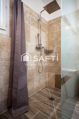  Maison � vendre 9 pi�ces 252 m�