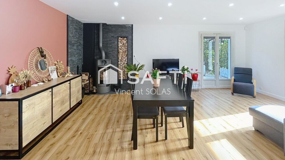 Vente Maison Maison sur Sous-Sol de 158m² - 5 Chambres - 2 SDE - Hors Lotissement - Piscine - Jardin - Garage Les clouzeaux