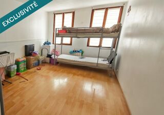  Immeuble � vendre 275 m�