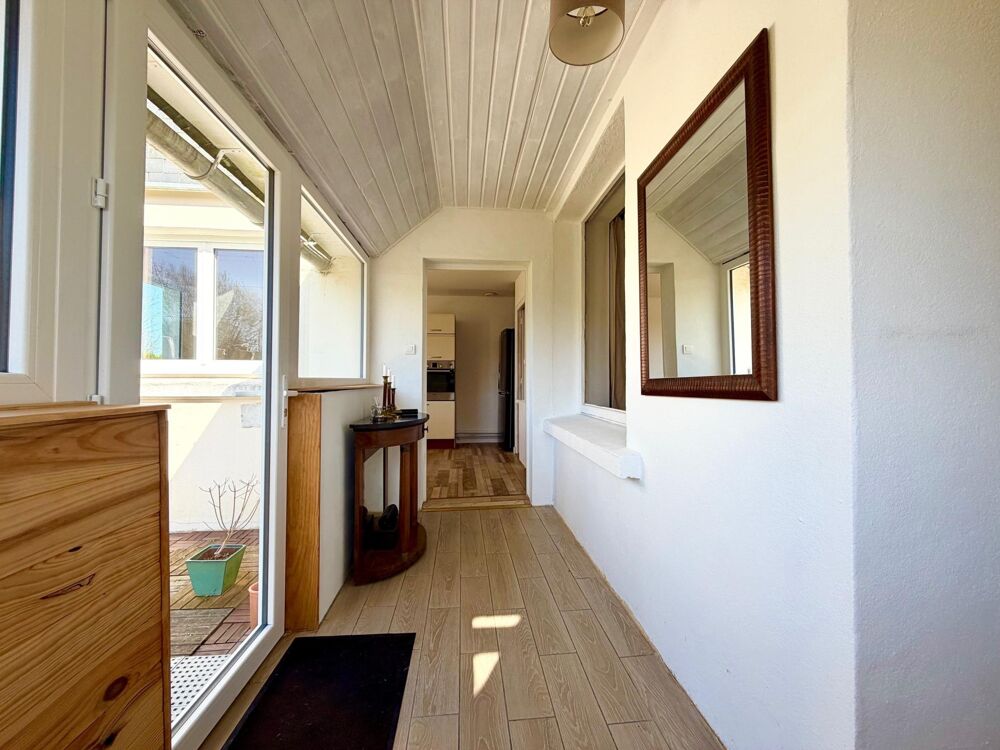 Maison rénovée avec vie de plain-pied + Dépendance à rénover, le tout sur un terrain de 2 533 m².