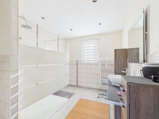  Maison � vendre 11 pi�ces 185 m�