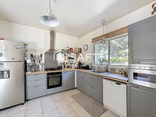  Maison � vendre 6 pi�ces 205 m�