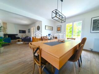  Maison à vendre 9 pièces 161 m²