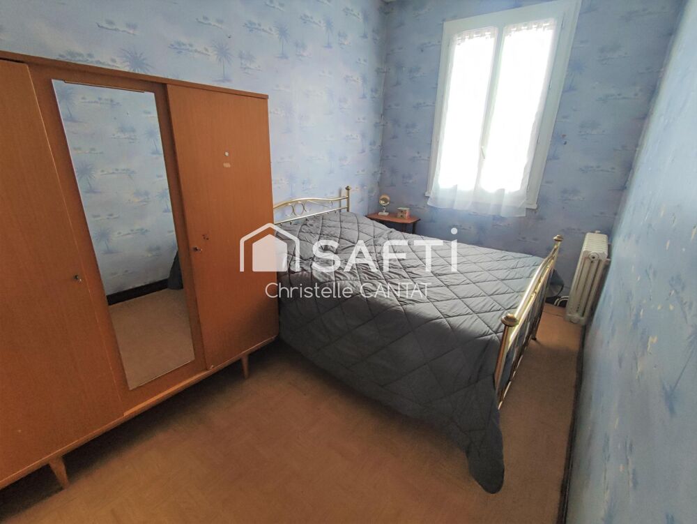 Vente Maison Maison composée de 2 logements F3, F4, terrain, garage. Commentry