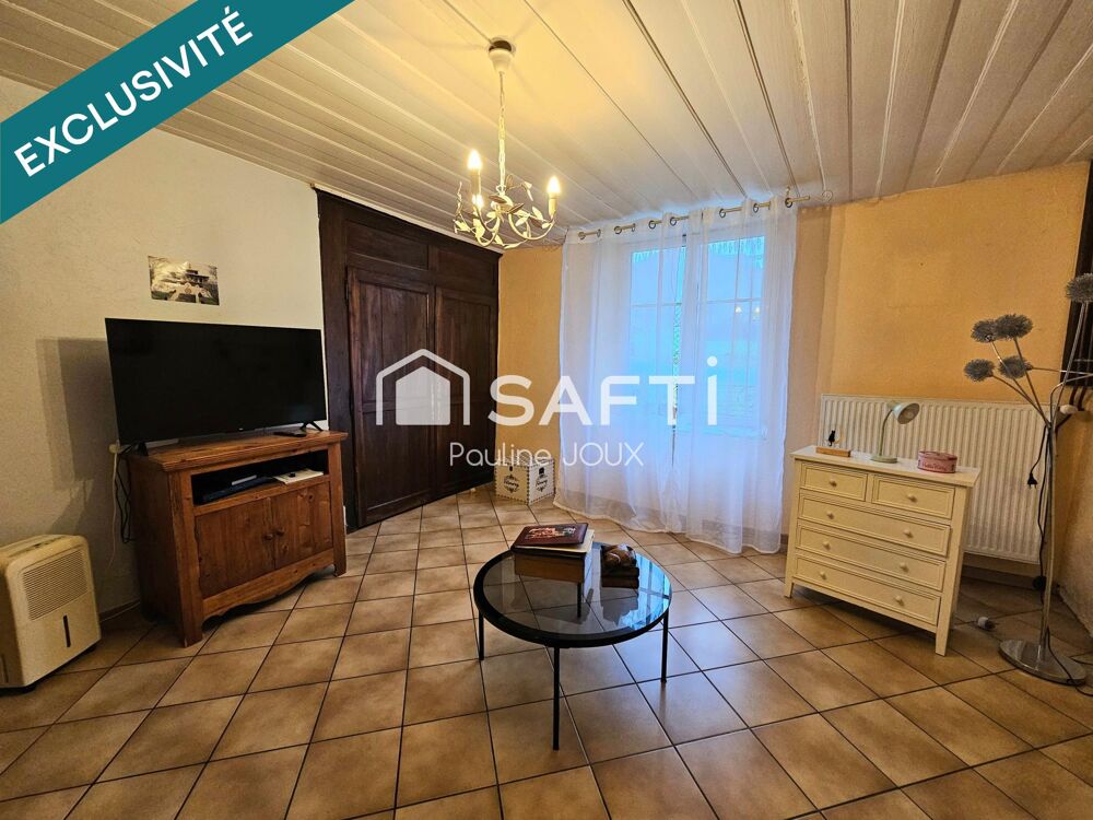 Vente Maison Ancienne ferme individuelle 124m2 avec grandes dépendances et terrain clos Racecourt