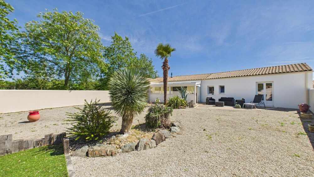 Maison 6 pièces 130 m² · à Nuaille-d'Aunis · 130 m² · 365 000 €