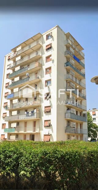  Immeuble � vendre 1706 m�