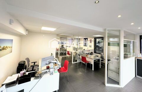 Local professionnel 70 m&sup2; - Hyper Centre avec 2 parkings 242500 33160 Saint-medard-en-jalles