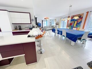  Maison � vendre 7 pi�ces 230 m�