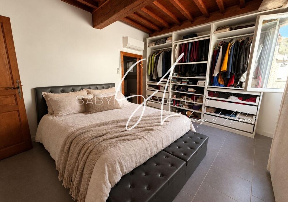 Vente Maison La MAISON CHARLINE Une demeure de caractère au cœur de Clarensac Clarensac