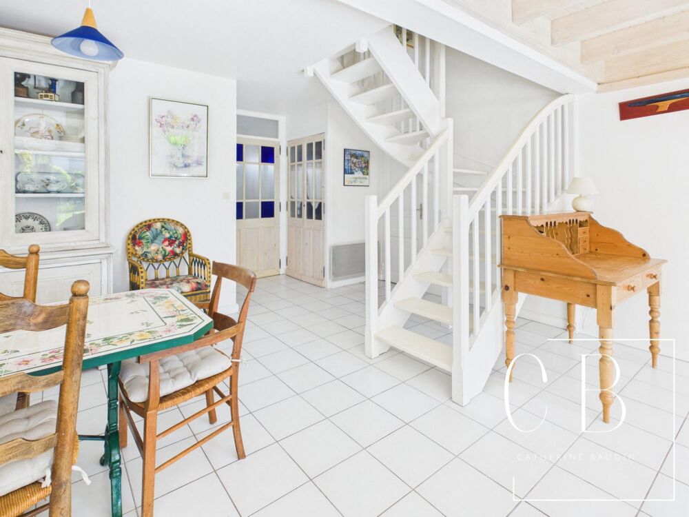 � vendre  Maison Saint-Martin-de-R� (17410)