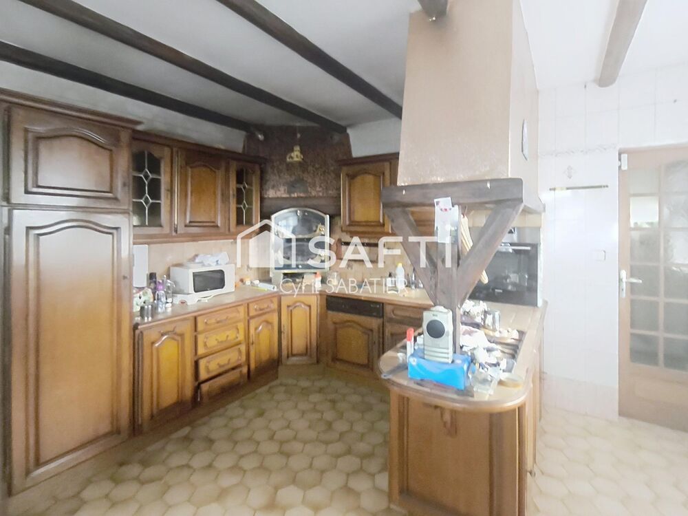 Maison 255m² - 5ch - terrain 1300m² - piscine