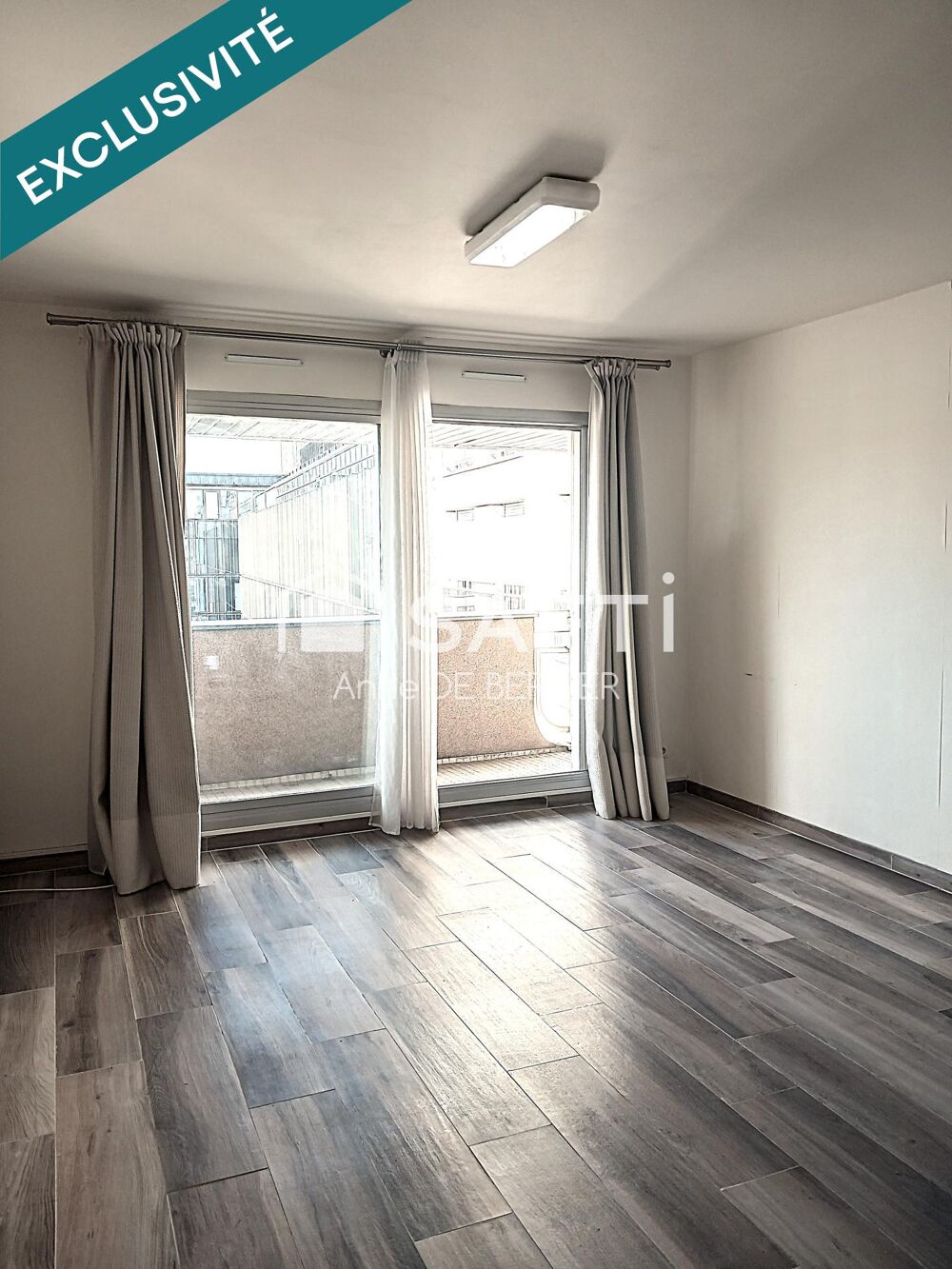Vente Appartement Studio - 30m2 + balcon Paris 17