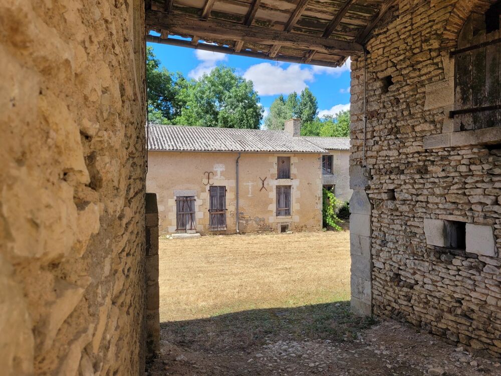 Vente Maison MAISONS - 200 M2 - 8 PIÈCES Vouille