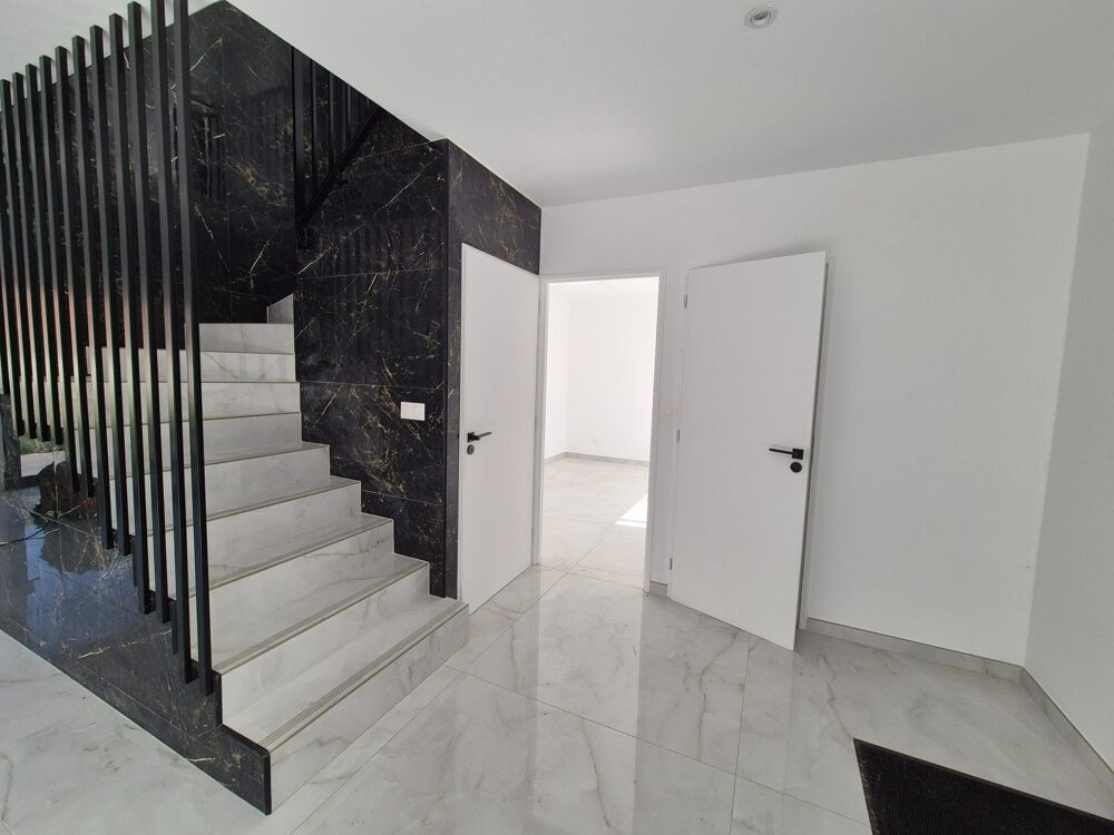 maison neuve 8 pieces