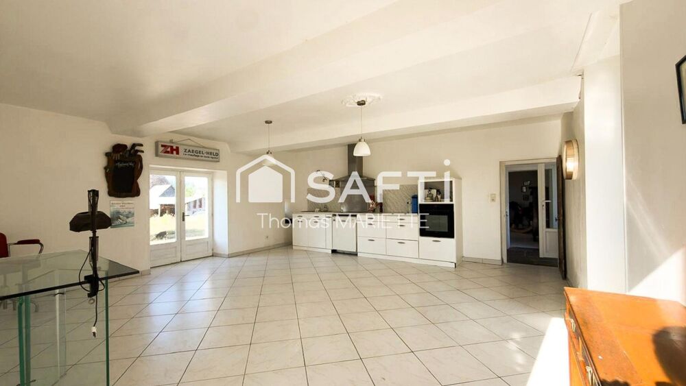 Vente Maison Coup de cœur pour les amateurs de charme et de grands projets ! Découvrez cette authentique maison de caractère de 178 m², sa su La graverie
