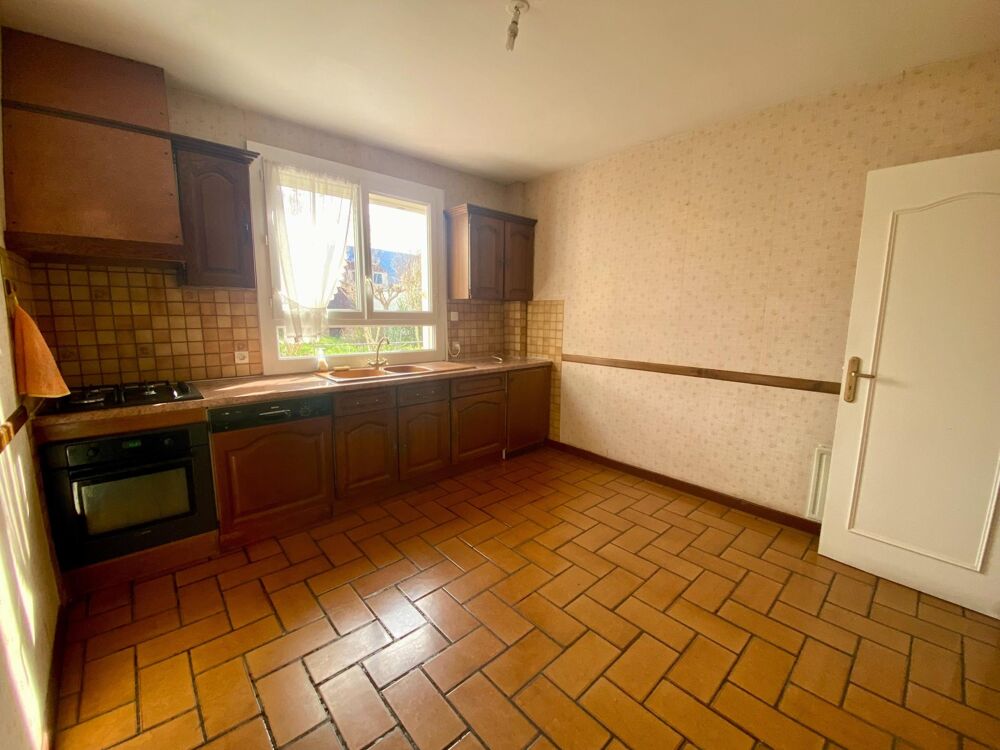 Vente Maison maison 5 chambres, garage et jardin Aussillon