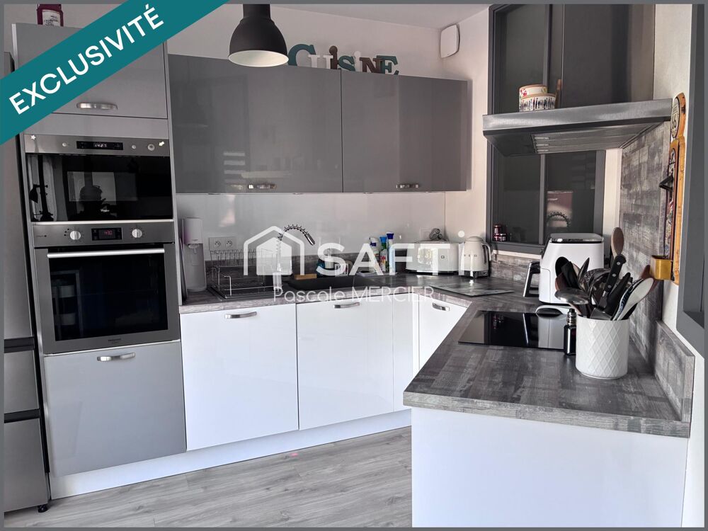 Vente Appartement Appartement de charme, 104 m² au sol, 78 m² Carrez / Garage / Terrasse / Dernier étage Bordeaux