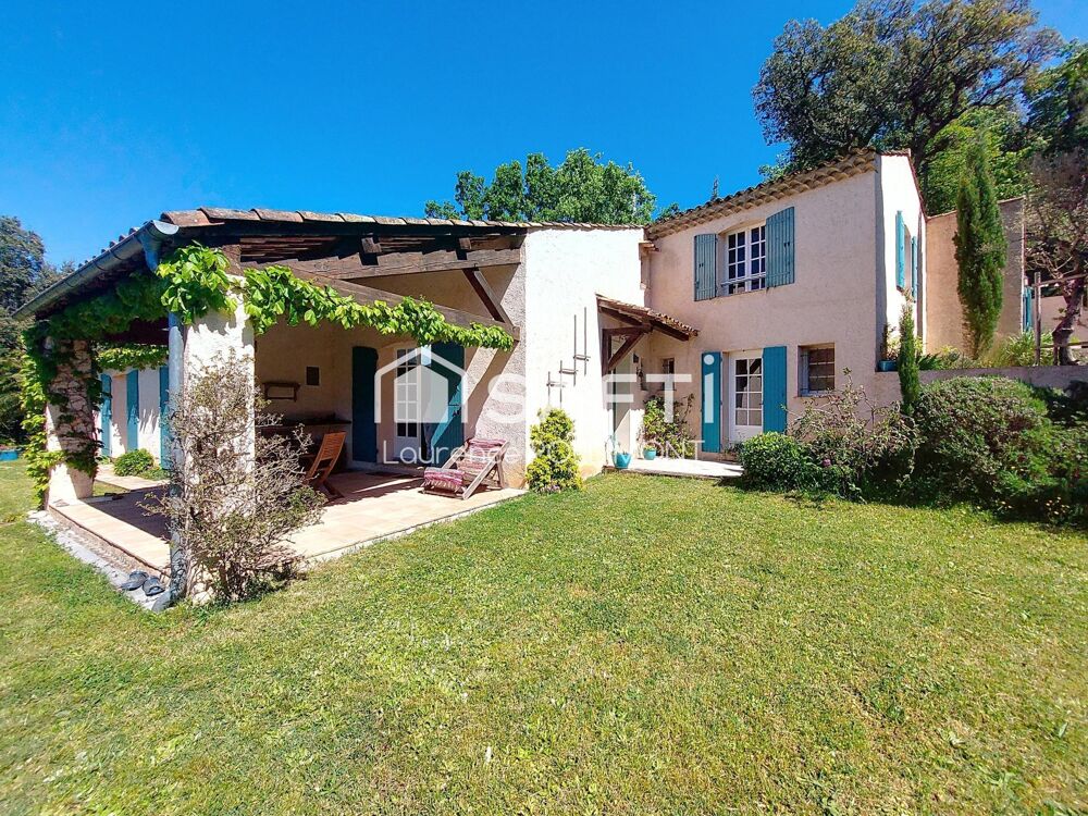 Vente Maison Propriété aux finitions exceptionnelles: Bastide de 225 m2, 15 min de Saint-Tropez, plage à 10 min, village de Grimaud à pieds. Grimaud