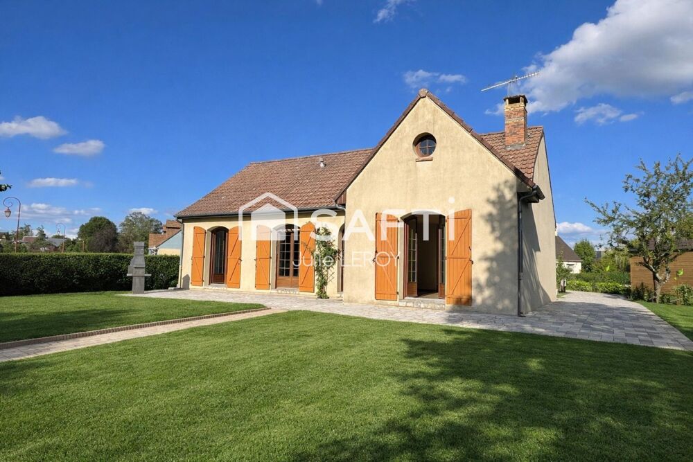 Maison située au coeur du village d'Amné, 89m², 5 pièces.