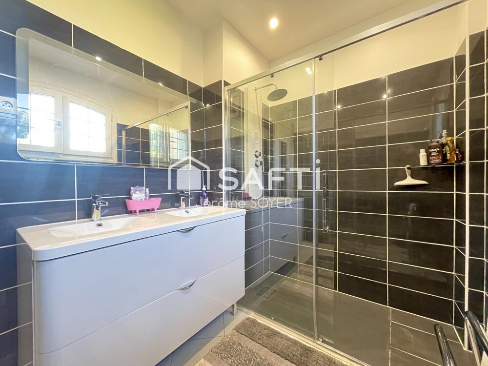 � vendre  Maison Saint-Mitre-les-Remparts (13920)