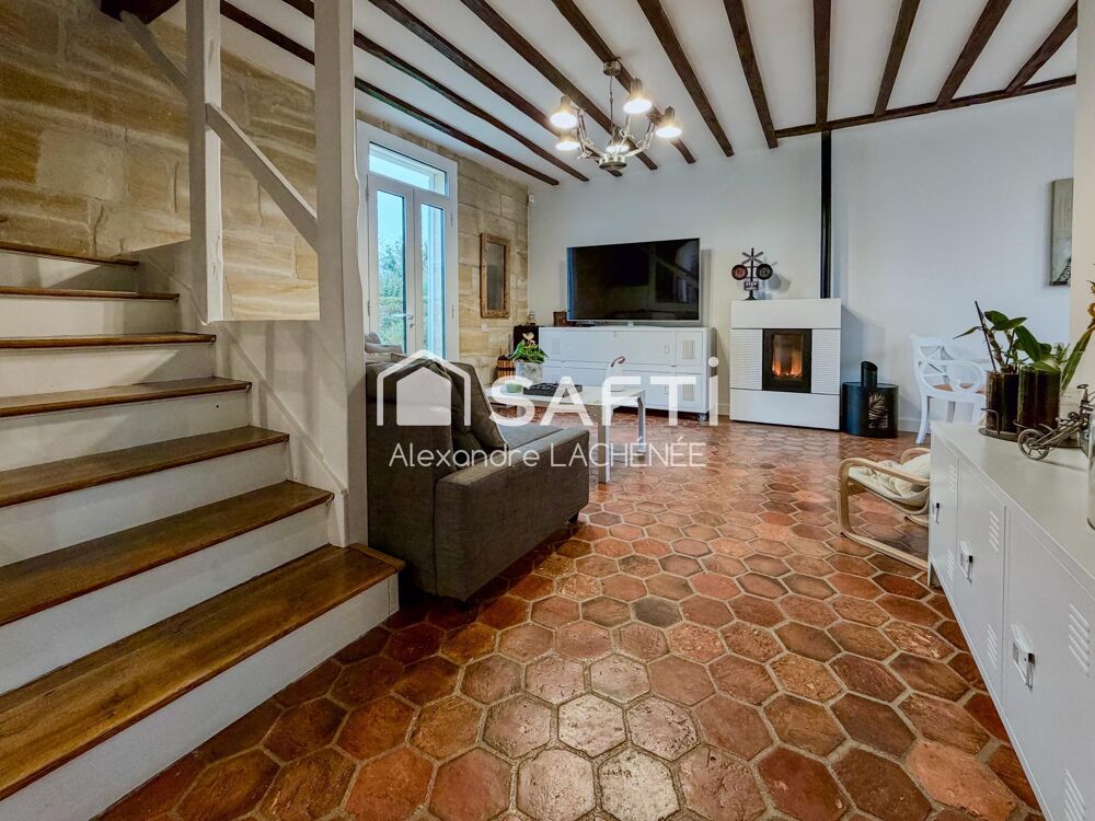 Maison 8 pièces 164 m² · à Saint-Crepin-Ibouvillers · 164 m² · 415 000 €