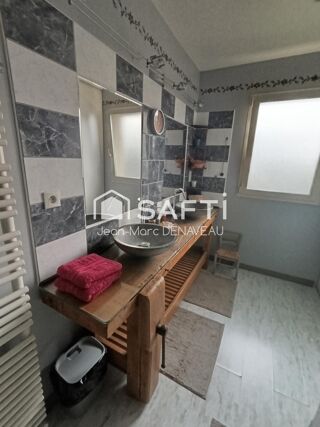  Maison � vendre 7 pi�ces 198 m�