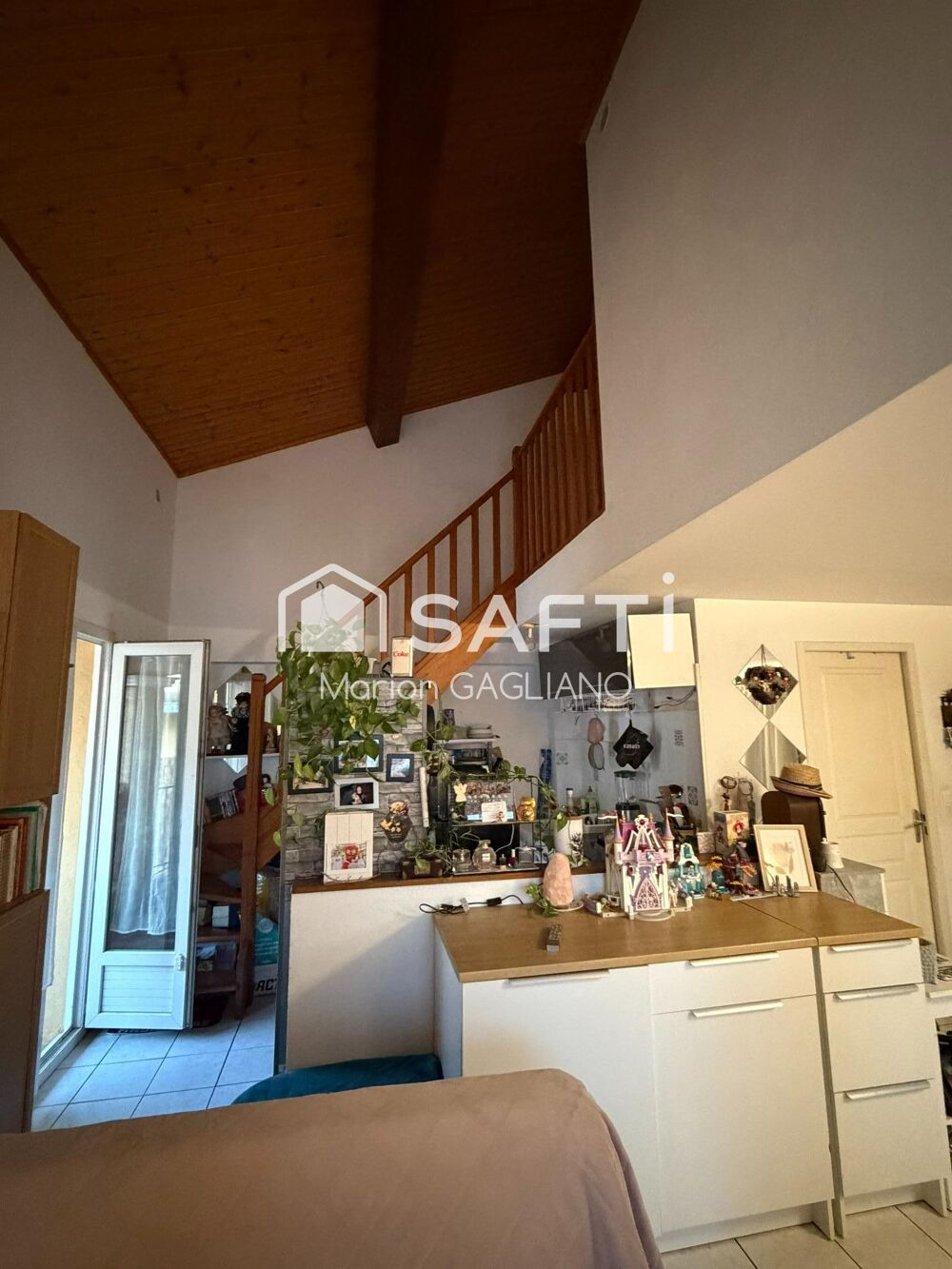 Charmant duplex avec terrasse au coeur de Puget Ville