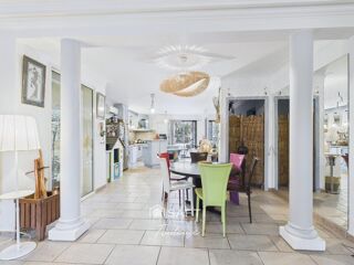  Maison � vendre 8 pi�ces 274 m�