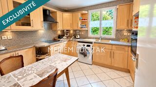 Vente Maison Maison familiale de 94 m² avec jardin, garage et potentiel d'aménagement Plaisir