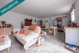  Immeuble à vendre 241 m²