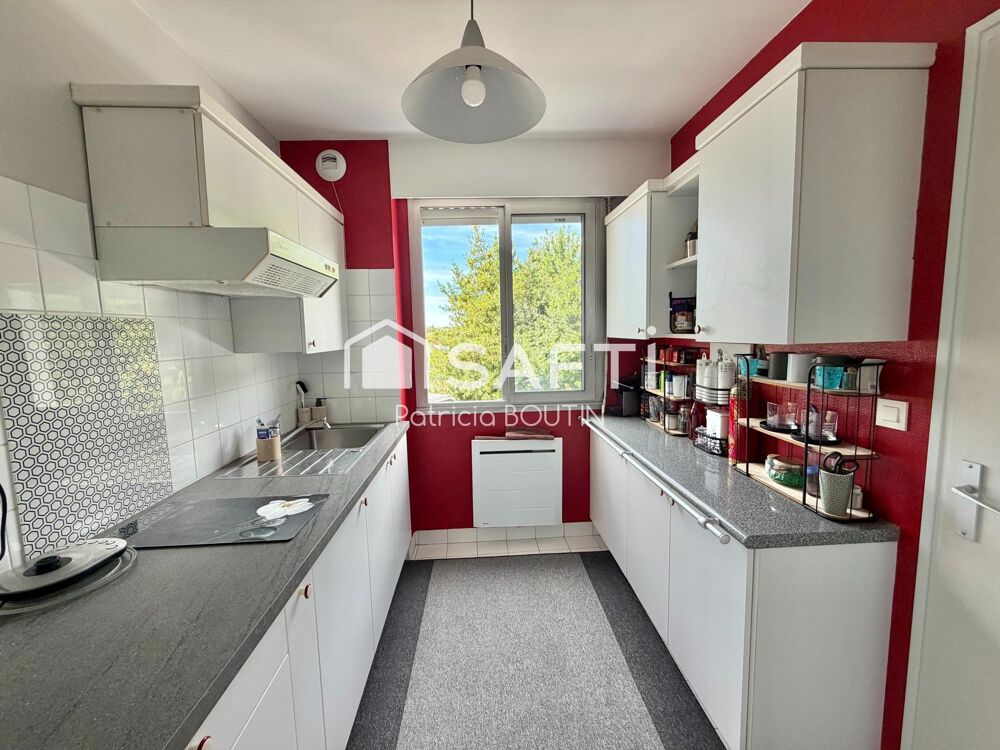 APPARTEMENT UNE CHAMBRE AVEC TERRASSE ET PLACE DE PARKING A NIORT