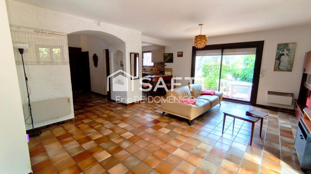 Maison T6 à saisir au plus vite.