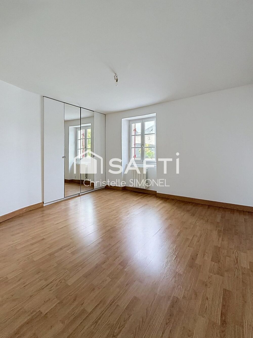 Vente Maison DENÉE – CŒUR DE CITÉ – MAISON DE CARACTÈRE Denee