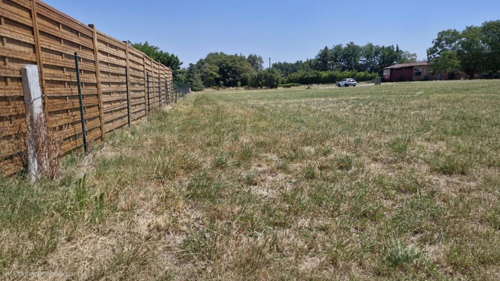 Vente Terrain Terrain constructible viabilisé Lescout