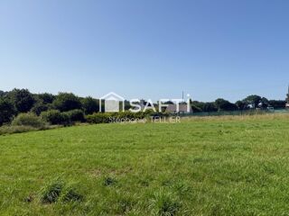 Vente Maison Dans le secteur de Bourbriac une jolie Néo-Bretonne avec jardin , garage énorme potentiel Bourbriac