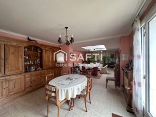  Maison  vendre 7 pices 201 m